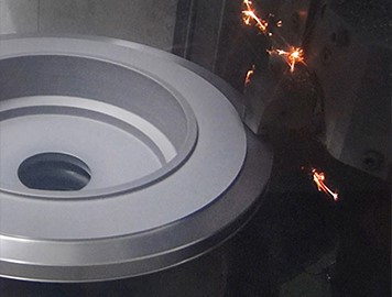 刹车盘专用立车：高精度刹车盘加工的新选择